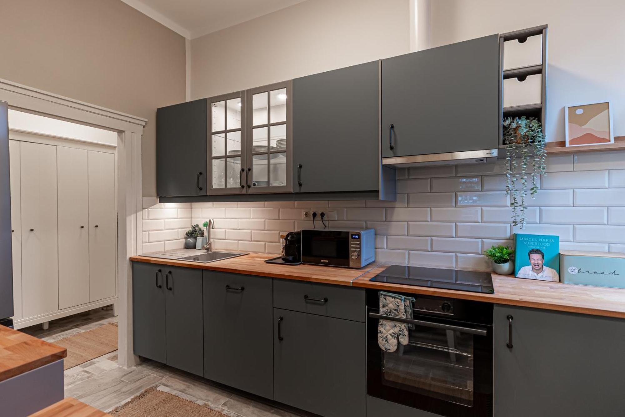 Bb Goergey Apartman I. มิชโคลซ์ ภายนอก รูปภาพ